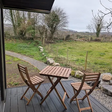 Tranquil Off-grid Ballina (Mayo)